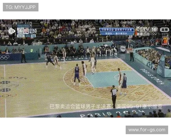 詹姆斯强调团队合作的重要性以身作则激励队友共同进步